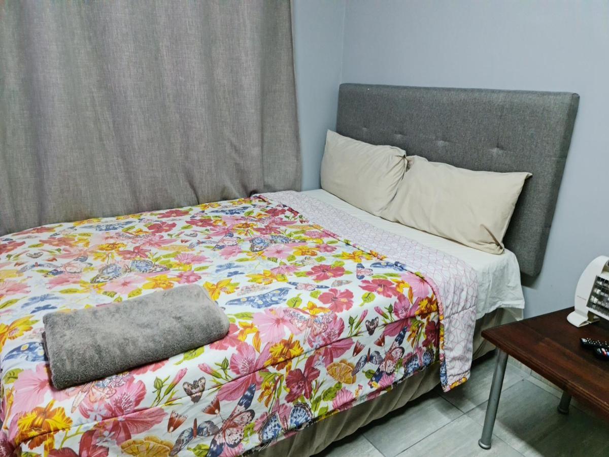 Hasate Guest House 10 Florence Street Oakdale Belliville 7530 Cape Town South African Екстериор снимка