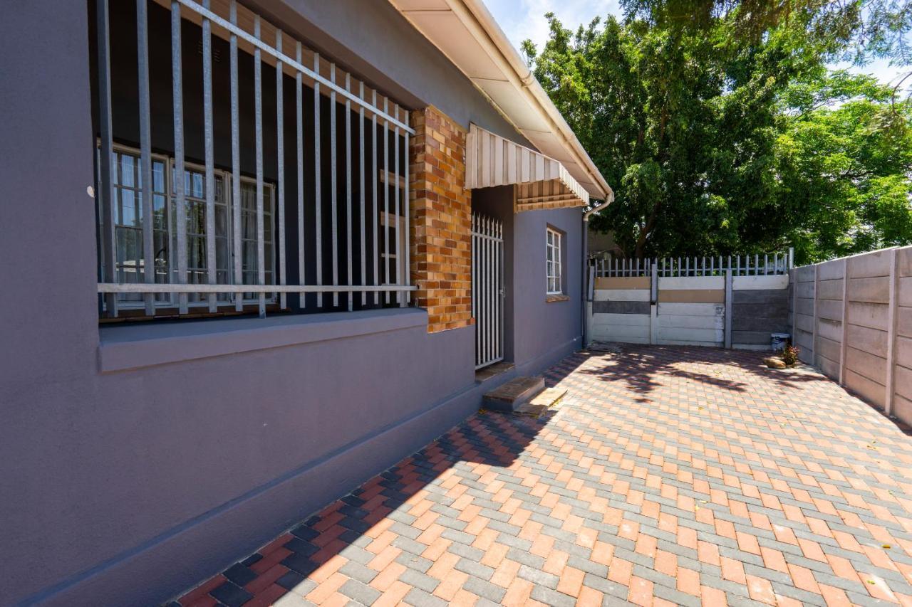 Hasate Guest House 10 Florence Street Oakdale Belliville 7530 Cape Town South African Екстериор снимка