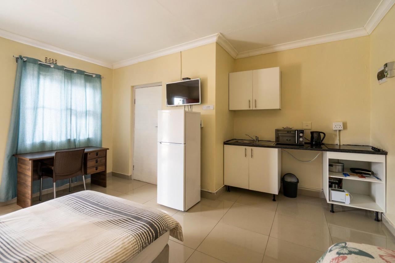 Hasate Guest House 10 Florence Street Oakdale Belliville 7530 Cape Town South African Екстериор снимка
